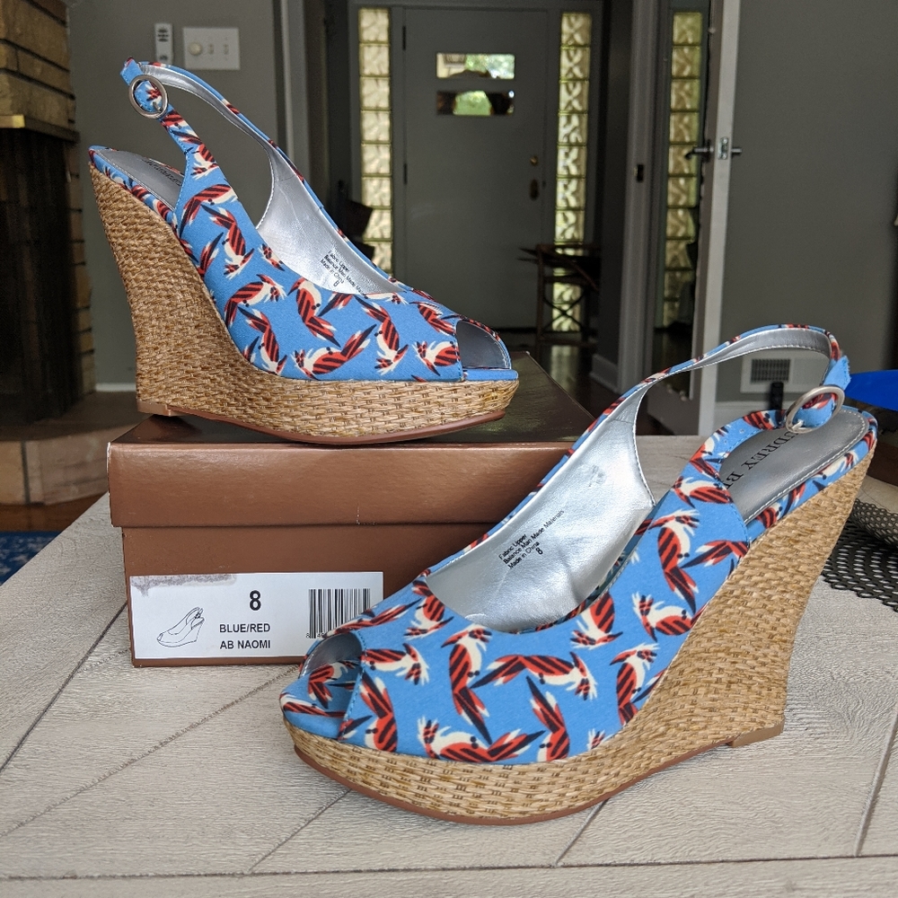 🐦Bird-Pattern Peeptoe Wedges🐦 NWT / NIB!